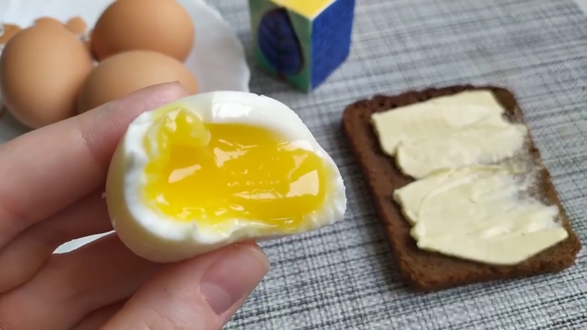 Как сварить идеальные яйца всмятку: простой рецепт