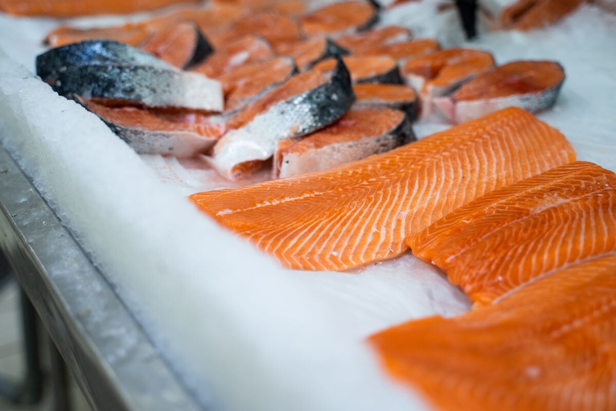 Как выбрать качественную красную рыбу: советы экспертов