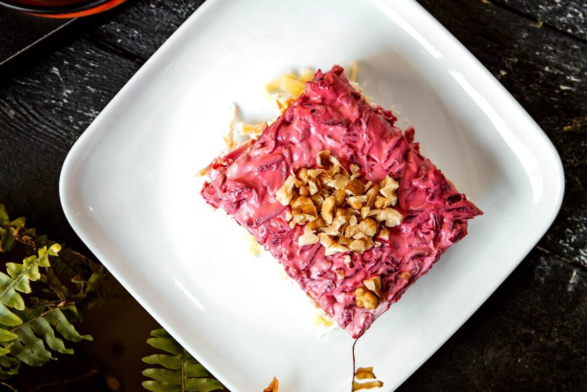 Как сохранить новогодние угощения: секреты безопасного хранения