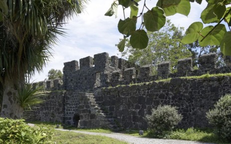 Грузинская крепость Гонио: шаги по следам истории