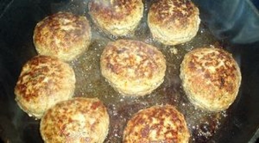 Как правильно жарить котлеты: советы и секреты от шефов