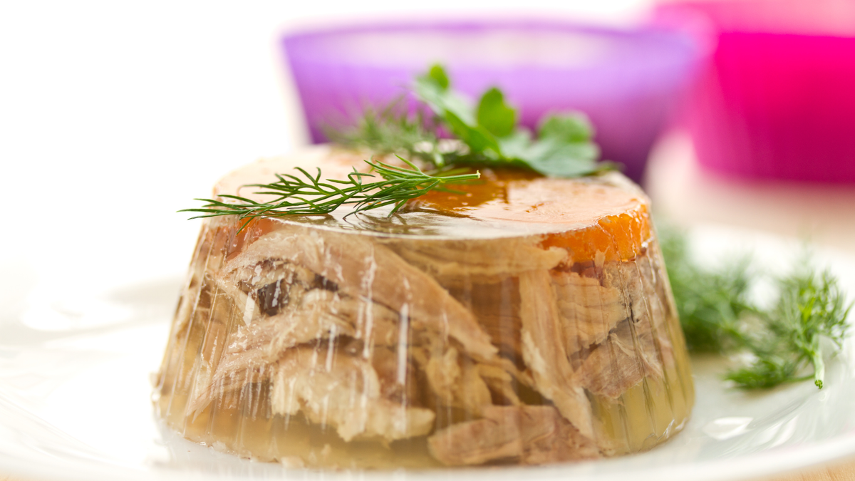 Секреты приготовления русского холодца: советы от профессионалов