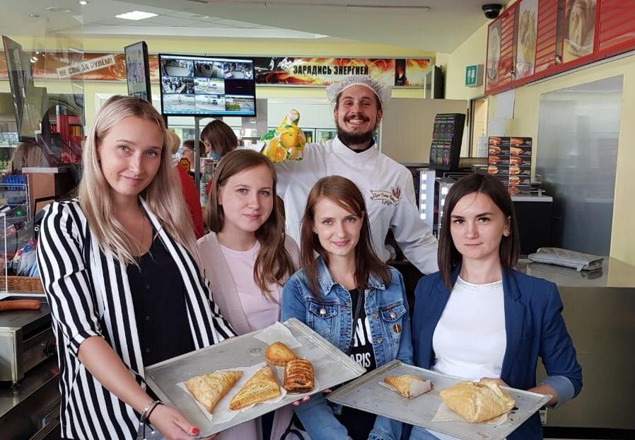 Выпечка на АЗС: Новый путь к увеличению выручки