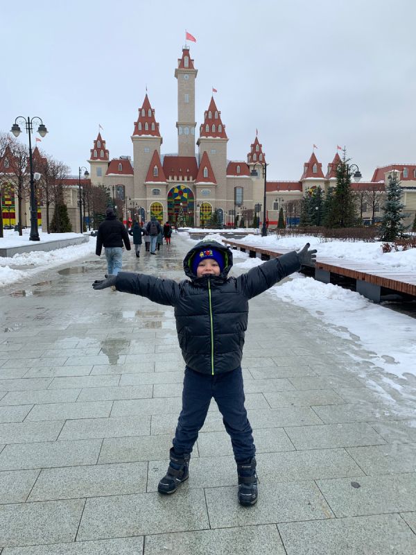 ������ ��������: 8 ������������� ���� ��� �������� � Ozon Global