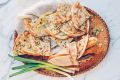 Легкие лепёшки с зелёным луком: вкусно и быстро