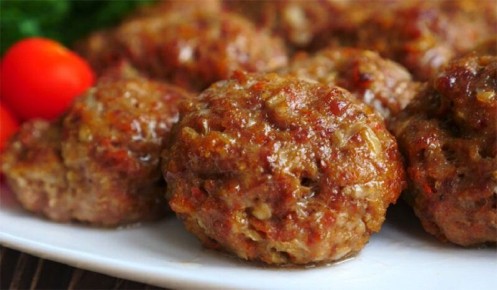 Нежные и сочные котлеты, запеченные в духовке: новый взгляд на классический рецепт