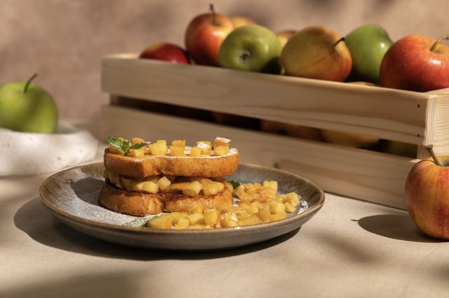 Гренки с томлеными яблоками: кулинарный шедевр по рецепту Гордона Рамзи