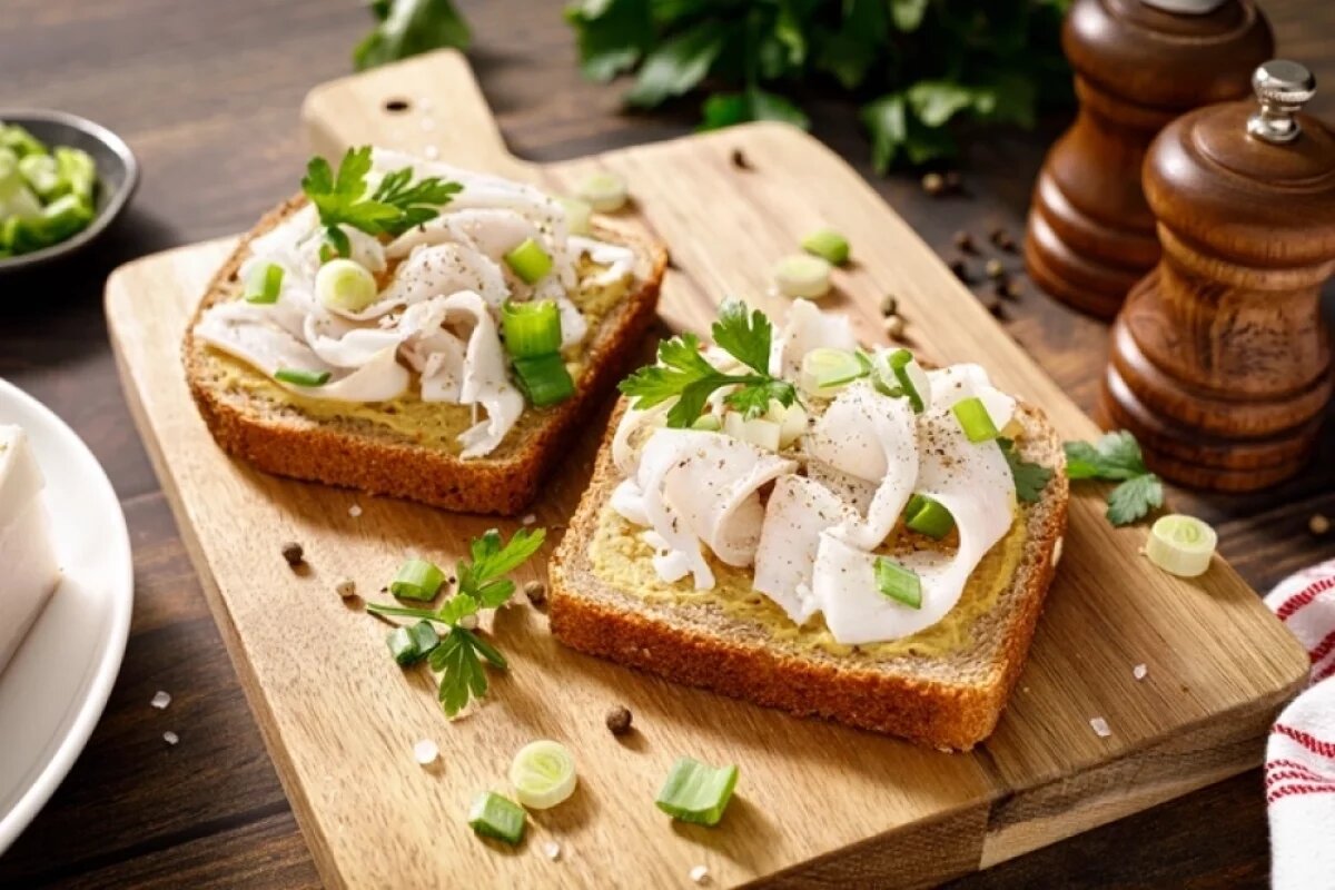 Хлеб с салом: секреты здоровья и вкуса в холодное время года