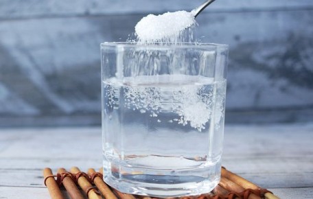 Сахар в воде: удивительные тайны молекул раскрыты российскими учеными