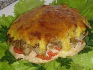 Нежное мясо с грибами: простой рецепт под хрустящей корочкой