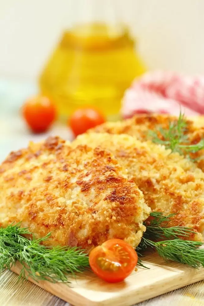 Нежная куриная грудка в хрустящей панировке