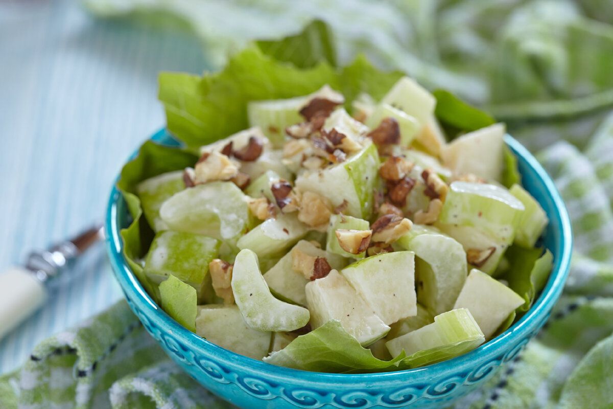 Салат из сельдерея: вкусно, полезно и просто