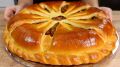 Секреты пышного пирога с яблоками, который остается свежим