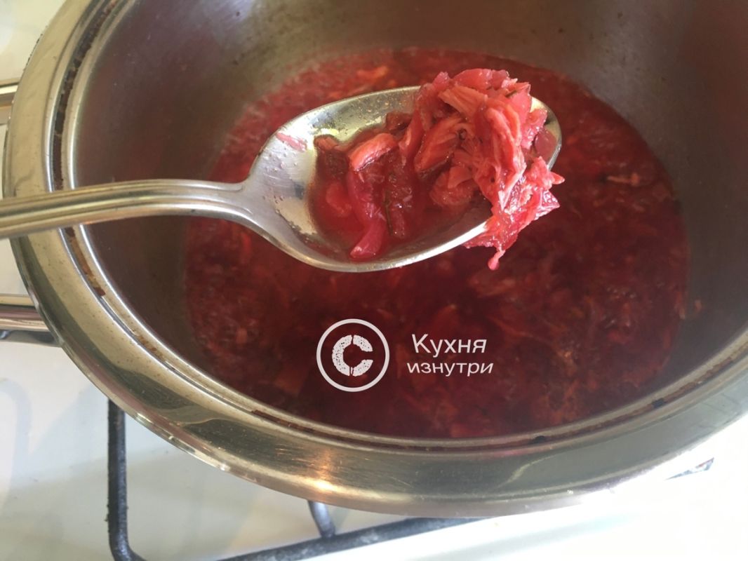Как добиться идеального борща: секреты кулинаров